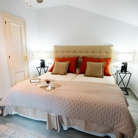 Penthouse Con Vistas Al Mar , Hacienda Nagueeles *