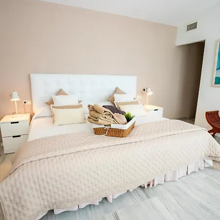 Penthouse Con Vistas Al Mar , Hacienda Nagueeles