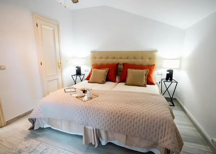 Penthouse Con Vistas Al Mar , Hacienda Nagueeles *