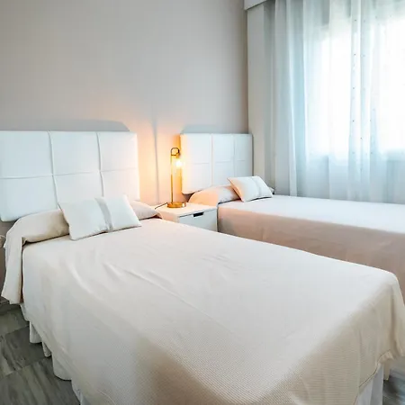 아파트 Penthouse Con Vistas Al Mar , Hacienda Nagueeles