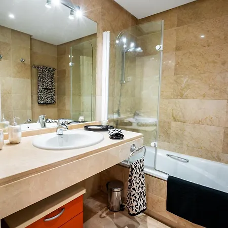 Penthouse Con Vistas Al Mar , Hacienda Nagueeles Apartment Marbella