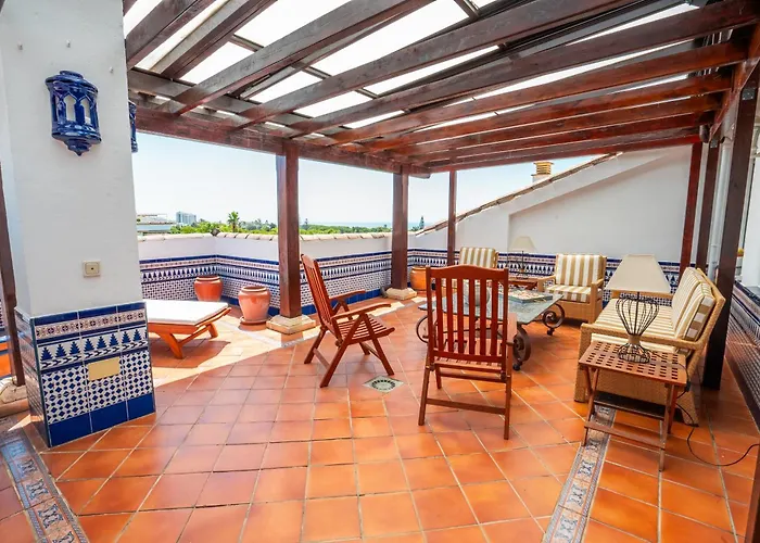شقة Penthouse Con Vistas Al Mar , Hacienda Nagueeles