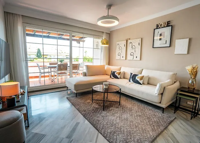 Penthouse Con Vistas Al Mar , Hacienda Nagueeles 마르베야