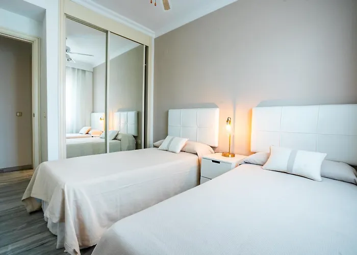 Penthouse Con Vistas Al Mar , Hacienda Nagueeles * מארבלה