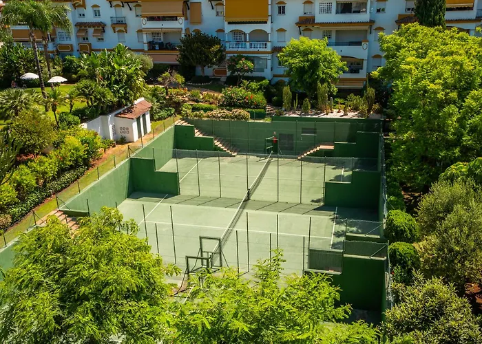 דירה Penthouse Con Vistas Al Mar , Hacienda Nagueeles מארבלה