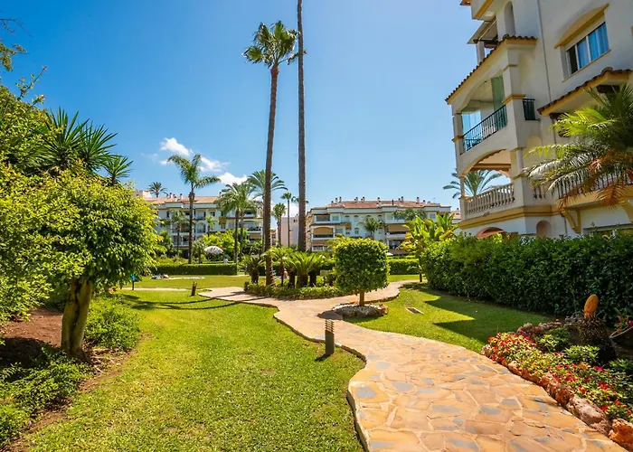 Penthouse Con Vistas Al Mar , Hacienda Nagueeles מארבלה